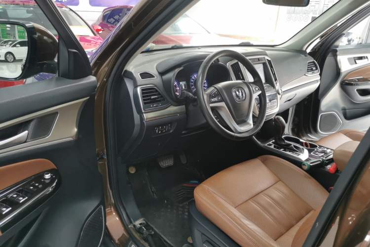 Used CHANGAN CS95 2017 2.0T Two-Wheel Drive Zhituo Edition