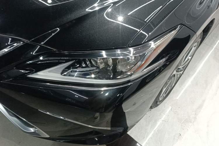 Used Lexus ES 2022 200 Excellence Edition