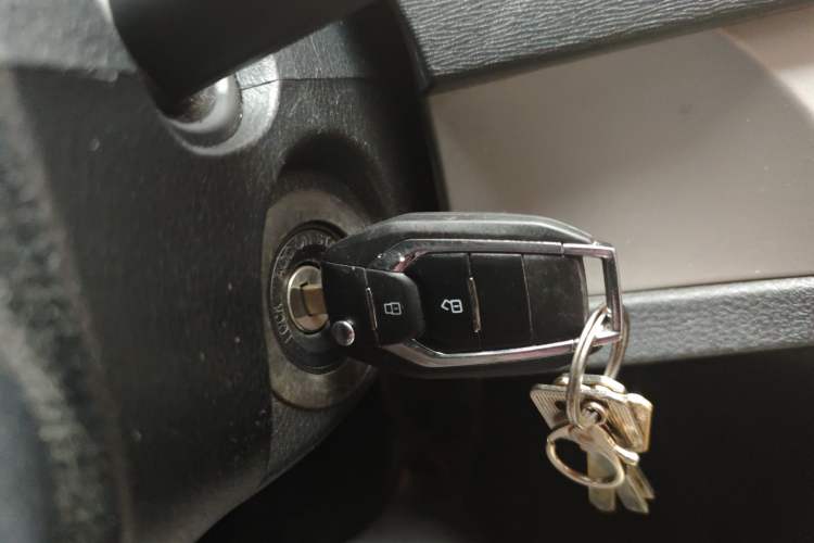 Used SAIC MAXUS G10 2019 Facelift PLUS 2.0T Automatic Smart Edition China VI Standard Vehicle Key