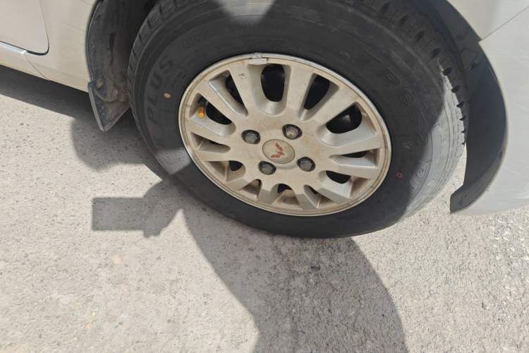 Used Wuling Rongguang V 2018 1.5L Standard Version