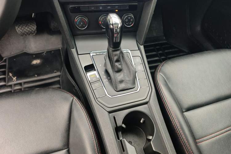 Used Volkswagen Lamando 2017 230TSI DSG Fashion Edition