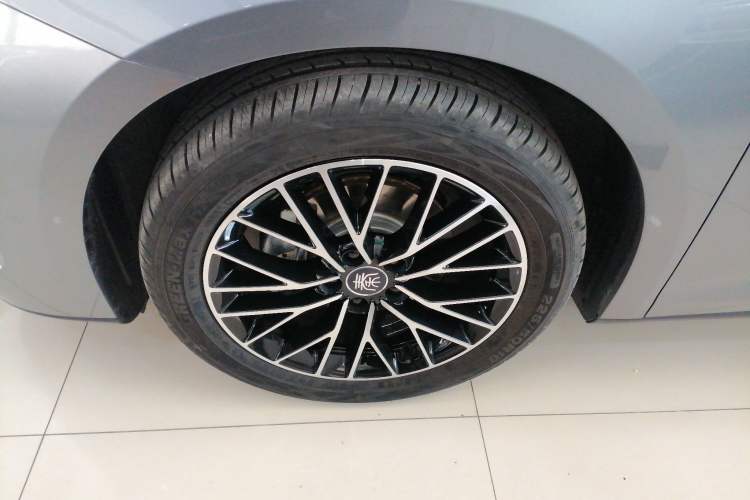 Used BYD Qin L 2024 DM-i 120KM Excellence Model