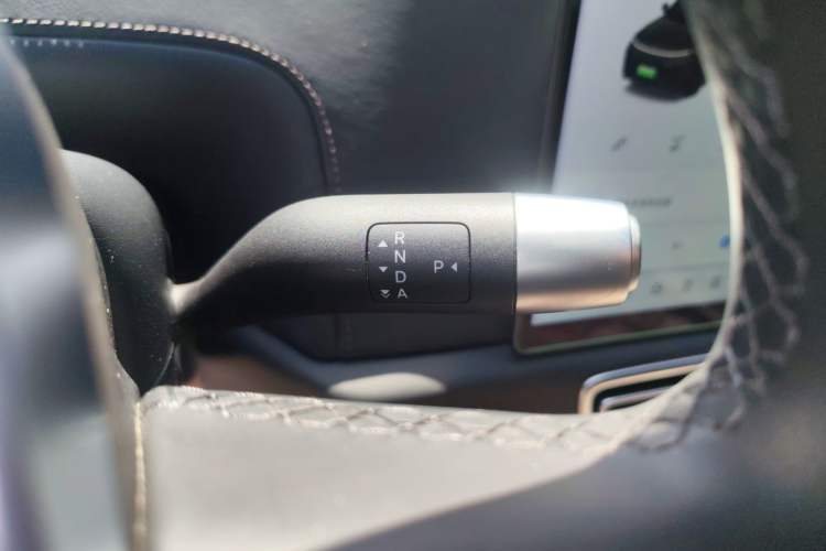 Used Li Auto L9 2025 Ultra Smart Refreshed Edition Gear Lever