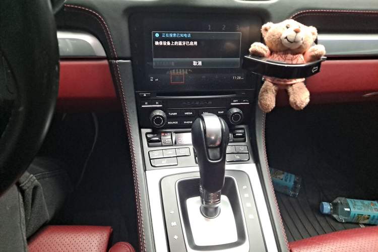 Used Porsche 718 2016 Cayman 2.0T
