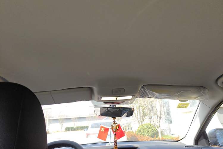 Used Roewe i5 2023 1.5L Manual Comfort Edition