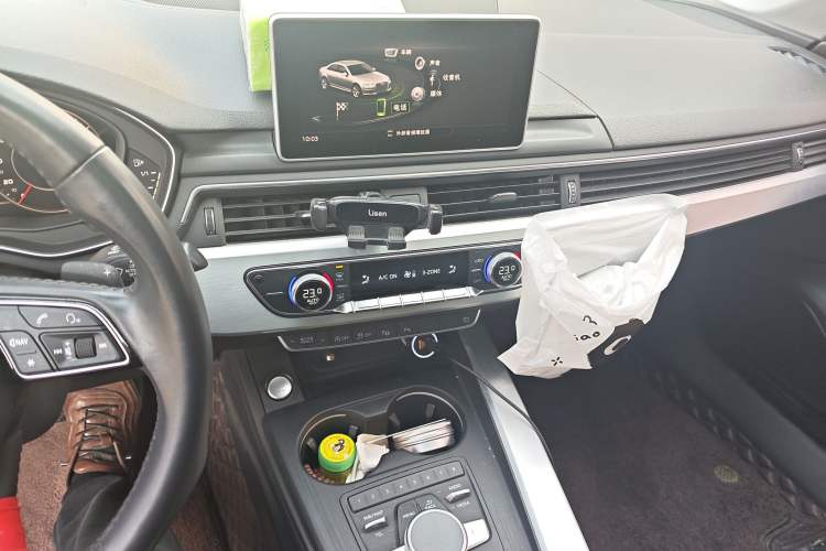 Used Audi A4L 2018 30th Anniversary Edition 40 TFSI Fashion Model