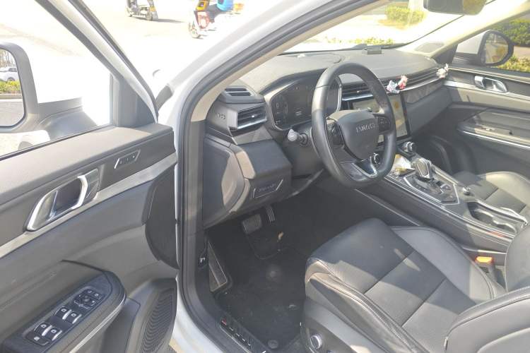 Used Lynk & Co 01 2021 2.0TD Two-Wheel-Drive Pro Trim
