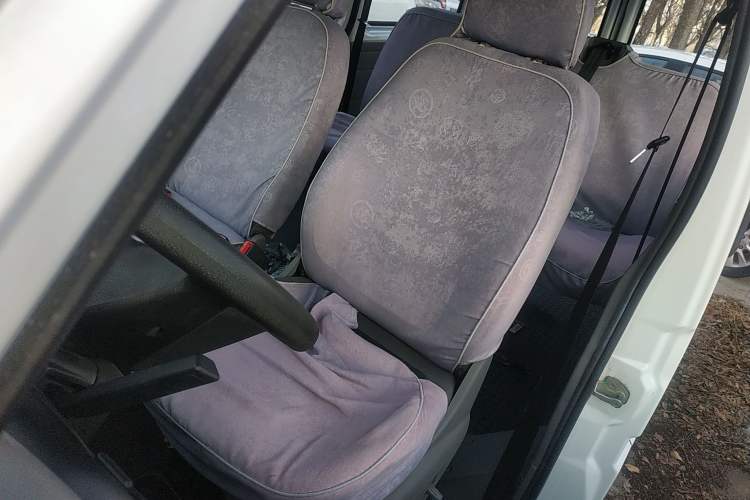 Used JMC Transit 2017 2.8T Commercial Version Short Wheelbase Mid-Roof 6/7/8-Seater JX493