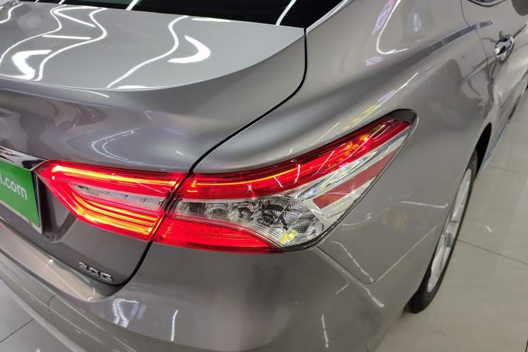 Used Toyota Camry 2023 2.0G Luxury Edition
