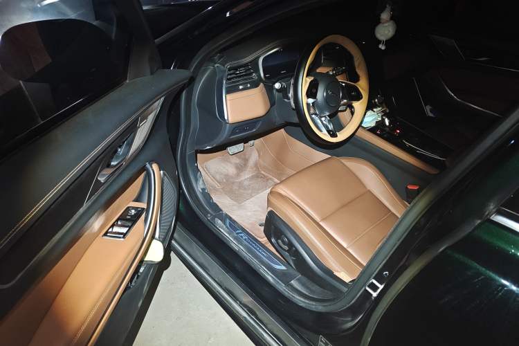 Used Jaguar XFL 2023 XFL 2.0T P250 Two-Wheel-Drive Elite Sport Edition Driver Seat