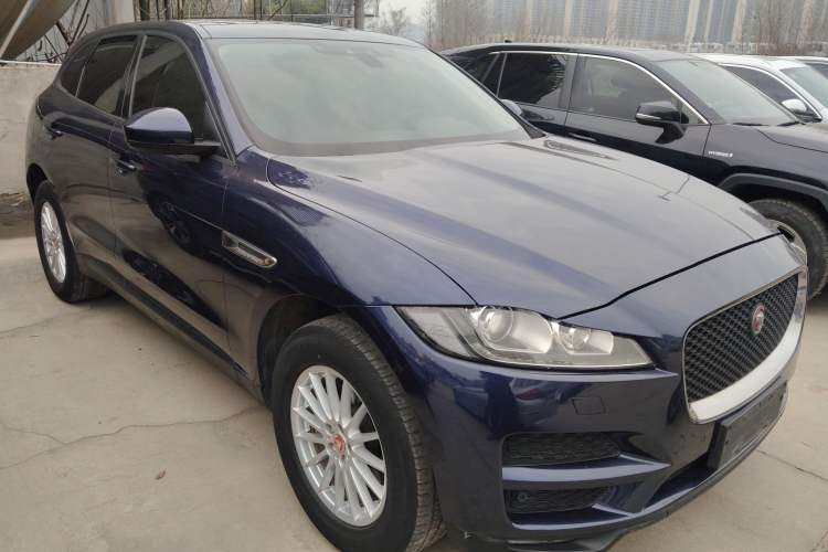 Used Jaguar F-PACE 2016 2.0T Two-Wheel Drive Urban Luxury Edition
