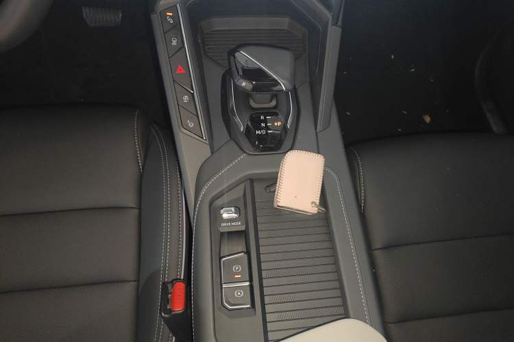 Used Lynk & Co 06 2023 Remix 1.5T Shero