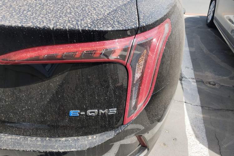 Used Hongqi E-QM5 2022 431 km Charge & Enjoy Edition