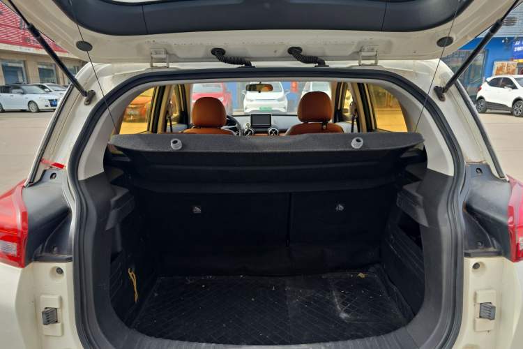 Used BAIC Senova X35 2016 1.5L Manual Luxury Edition
