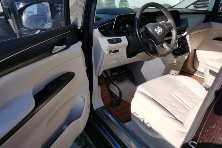 Used Buick GL8 2022 Facelift Avenir Aivia Six-Seat Deluxe Edition