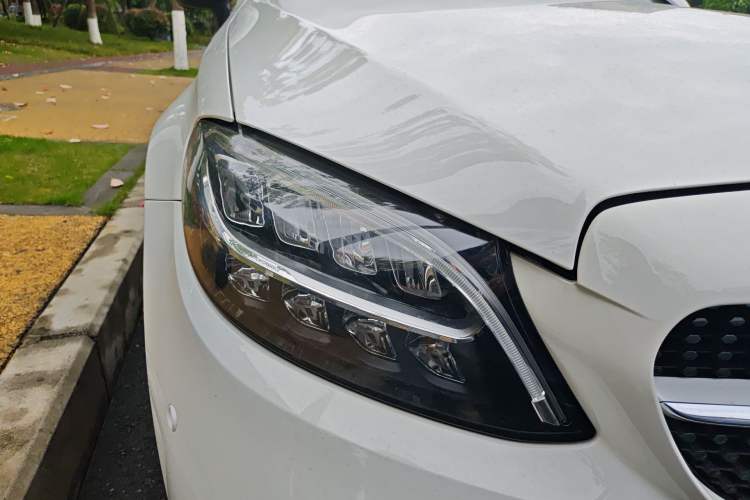 Used Mercedes-Benz C-Class 2019 C 260 Coupe Right Front Headlight