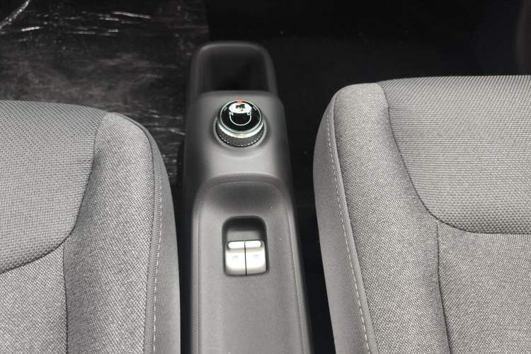 Used Wuling Zhiguang New Energy 2025 Comfort Model Gear Lever