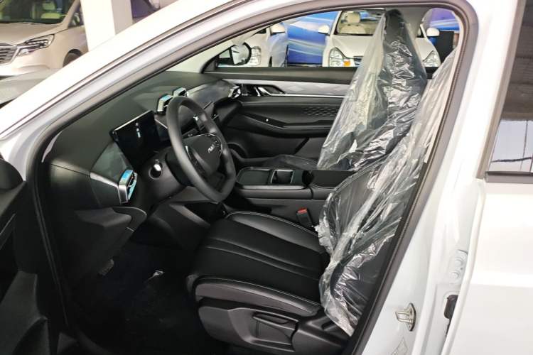 Used Dongfeng Aeolus SKY EV01 2025 530 km AIR Elite Edition
