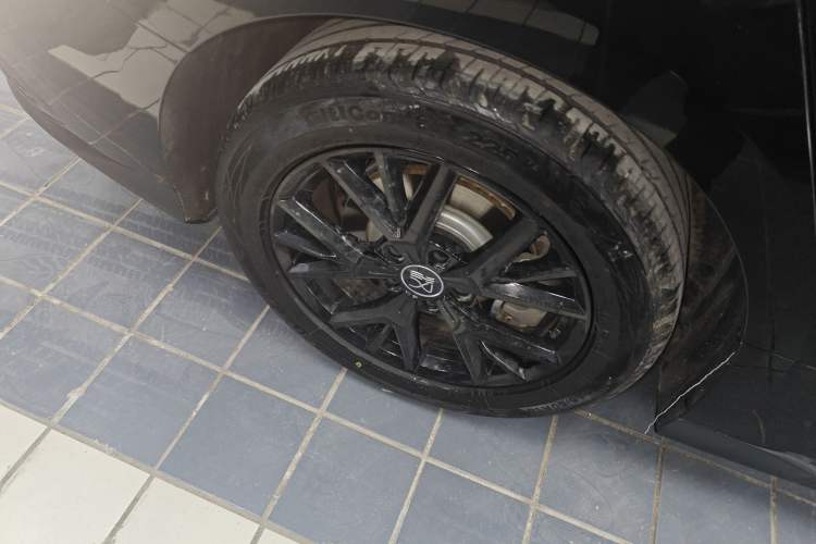 Used BYD Han 2025 DM-i 125KM Elite Model Exterior 5