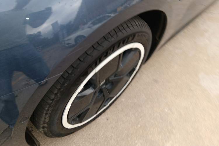 Used Xiaomi Auto SU7 2024 Rear-Drive Standard Founder Edition