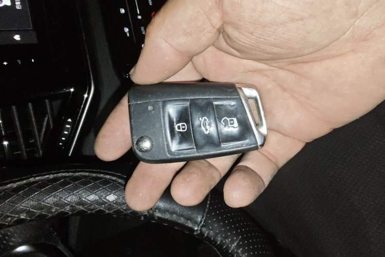 Used Volkswagen Teramont X 2020 Facelifted 330TSI Two-Wheel-Drive Luxury Edition
