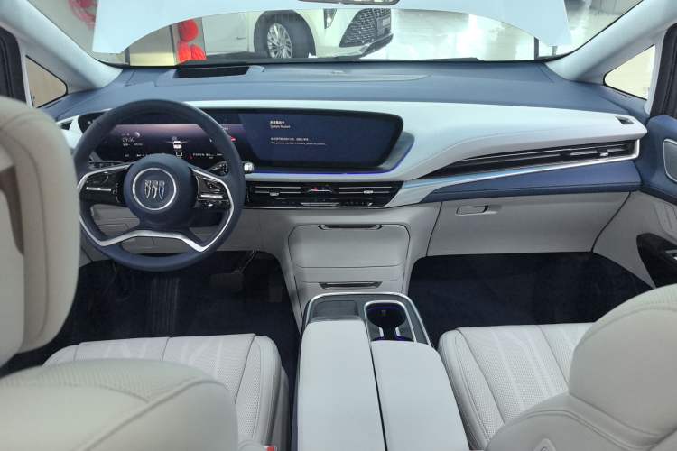 Used Buick Century 2023 2.0T Six-Seater Yinshi Edition