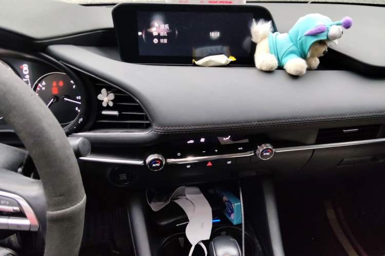 Used Mazda 3 Axela 2020 2.0L Automatic Zhiya Edition
