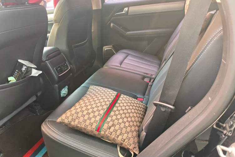 Used BYD Tang 2018 2.0T Automatic SmartConnect Luxury 7-Seater China V Emission Standard