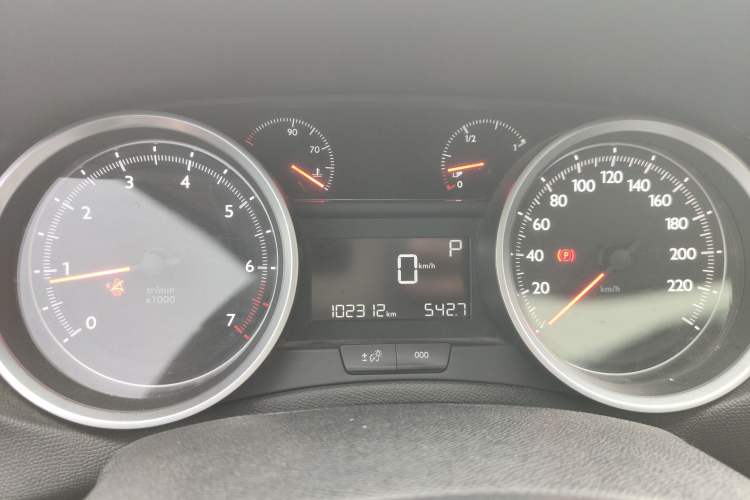 Used Peugeot 408 2014 1.8L Automatic Luxury Edition