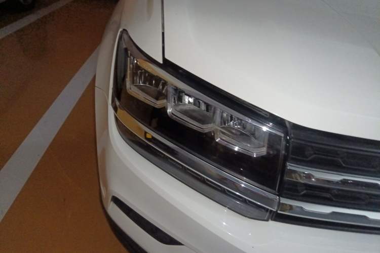 Used Volkswagen Tharu 2021 280TSI Two-Wheel Drive Comfort Edition Right Front Headlight