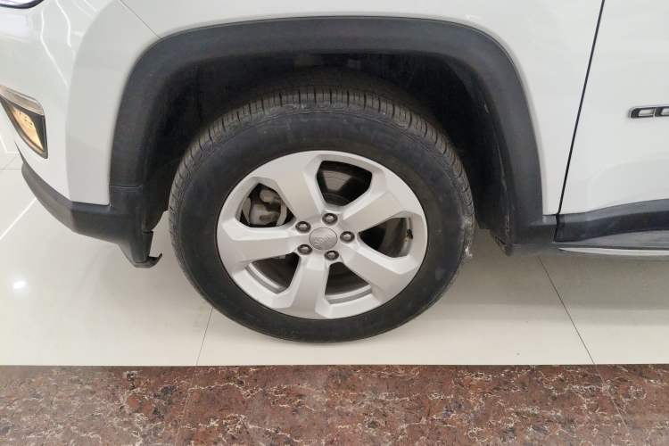 Used Jeep Compass 2019 220T Automatic Family Edition