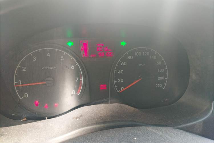 Used Hyundai Verna (older generation) 2010 Sedan 1.4L Manual Standard GL Model
