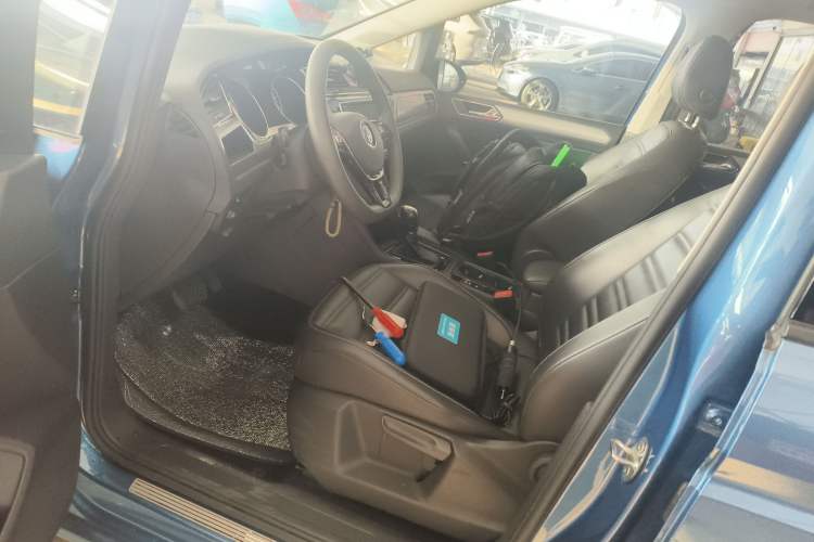 Used Volkswagen Touran 2018 Volkswagen Touran L 280TSI DSG Comfort Edition 7 Seats China VI Standard