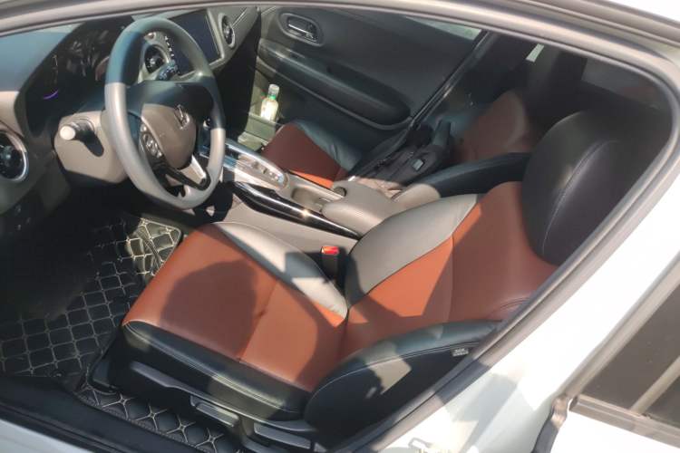 Used Honda XR-V 2021 220TURBO CVT Luxury Edition Left Front Seat