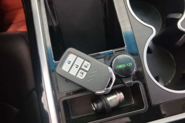Used Honda Elysion 2019 2.0L Hybrid Luxury Edition
