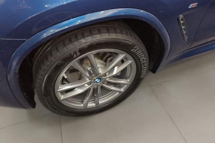 Used BMW X3 2020 xDrive28i M Sport Package Left Front Wheel Hub