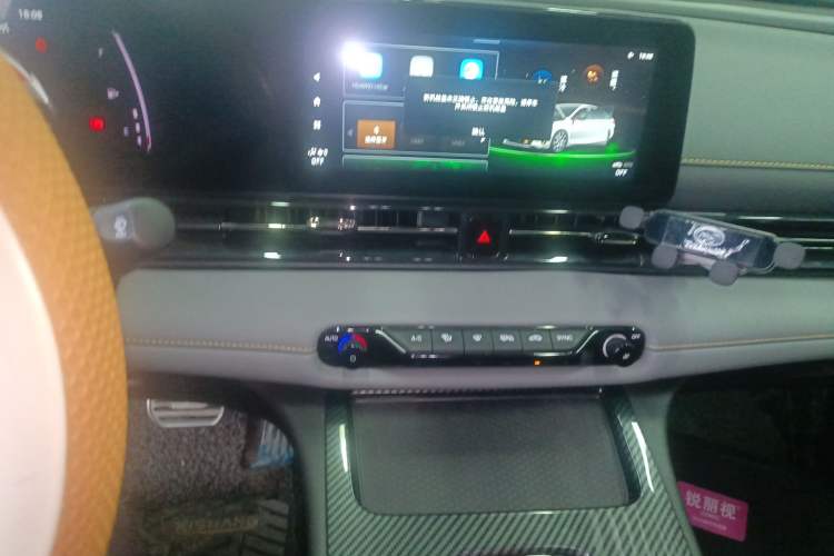 Used GAC Trumpchi EMPOW 2023 270T DCT J15 Version Audio And AC Panel