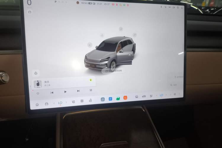 Used ONVO Luxeed L90 2025 Model—Max Six-Seater Version
