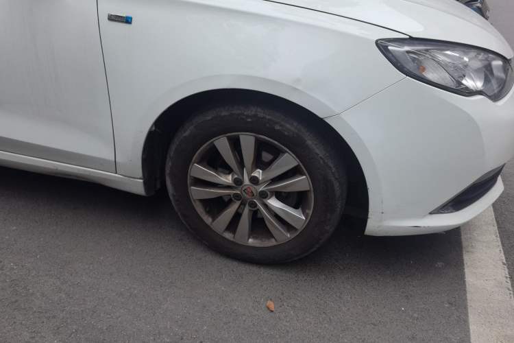 Used Roewe 360 2016 1.5L Automatic Smart Screen Version
