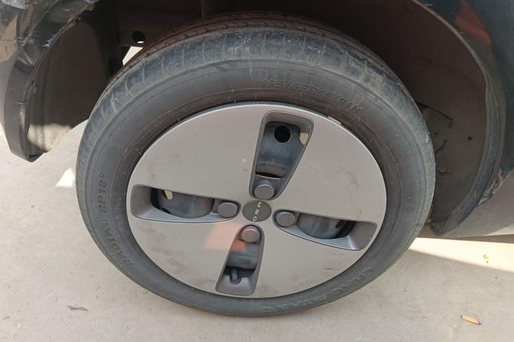 Used ORA Black Cat 2019 301km Standard Edition Right Rear Wheel Hub