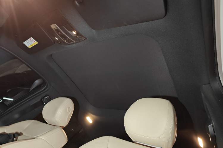 Used Mercedes-Benz GLE Coupe 2017 GLE 320 4MATIC Coupe SUV
