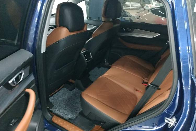 Used Chery Tiggo 8 PLUS 2021 290TGDI DCT Luxury Edition
