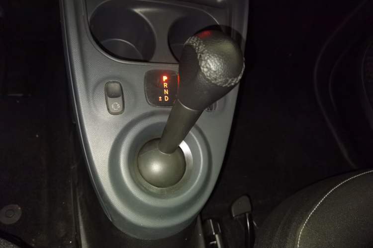 Used smart fortwo 2017 1.0L 52kW New Sound Special Edition China V Emission Standard