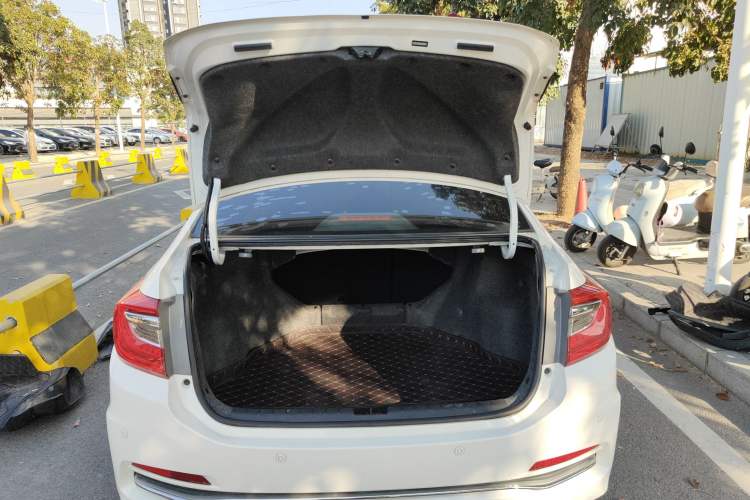 Used Honda Crider 2016 1.8L CVT Comfort Version