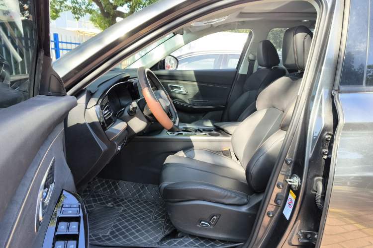 Used Oshan X7 PLUS 2023 Enjoy Edition 1.5T Automatic Prestige 7-Seater