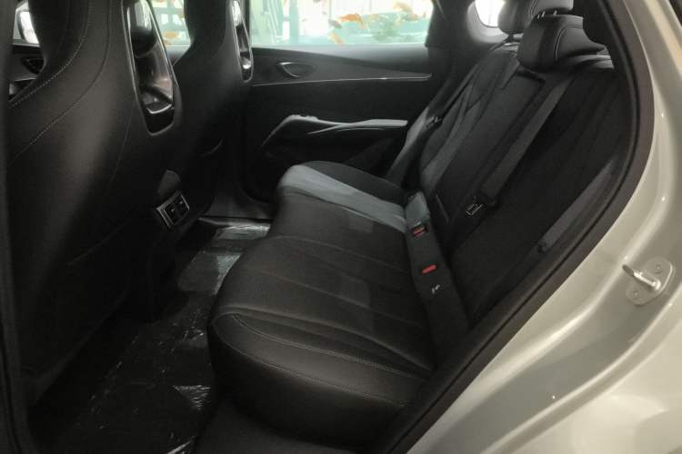 Used BYD Seal 06 New Energy 2025 DM-i Smart Drive 120KM Deluxe Model