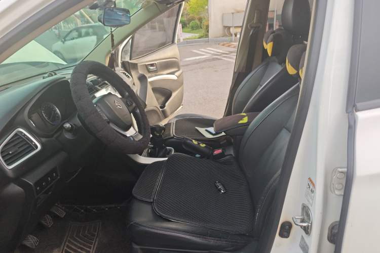 Used Suzuki S-Cross 2014 1.6L Manual Two-Wheel Drive Elite Model
