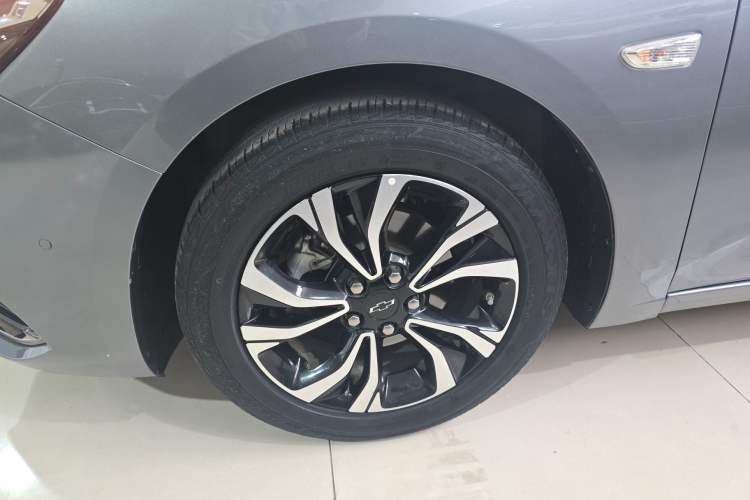 Used Chevrolet Monza 2020 Light Hybrid RS 330T Automatic Comfort Edition