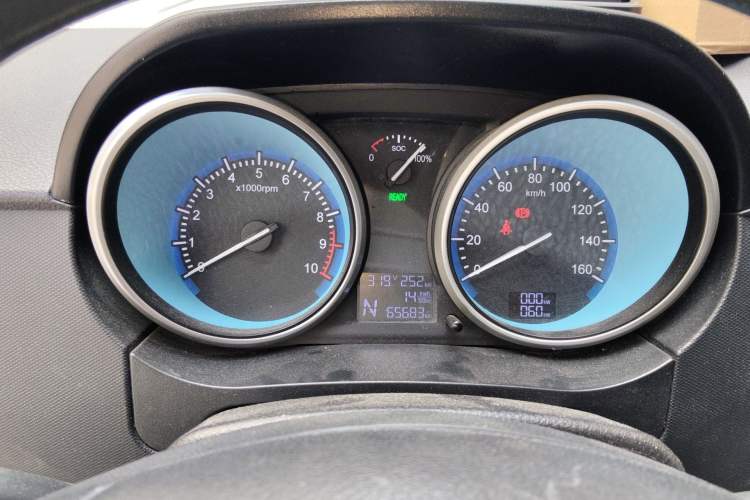 Used Karry Youyou EV 2021 Van Model SQR5037 Instrument Cluster