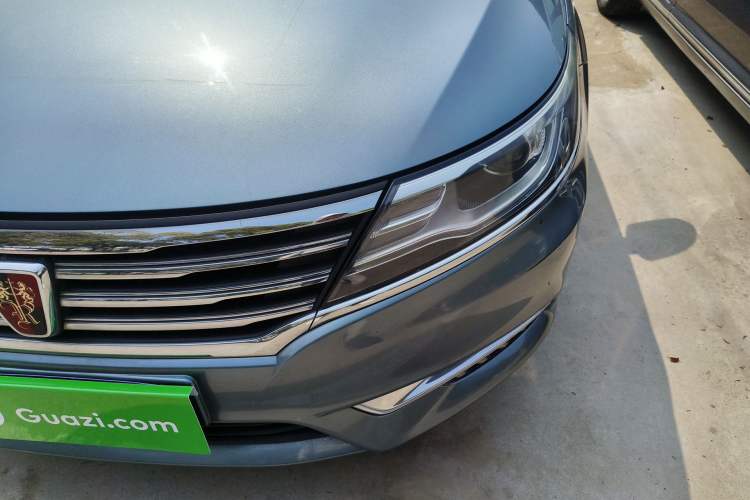 Used Roewe i6 2017 20T Automatic Internet Smart Edition
